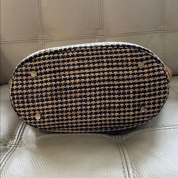 J McLaughlin Elpis Woven Straw Handbag Bamboo Handles Leather Upper Trim. - Picture 6 of 13